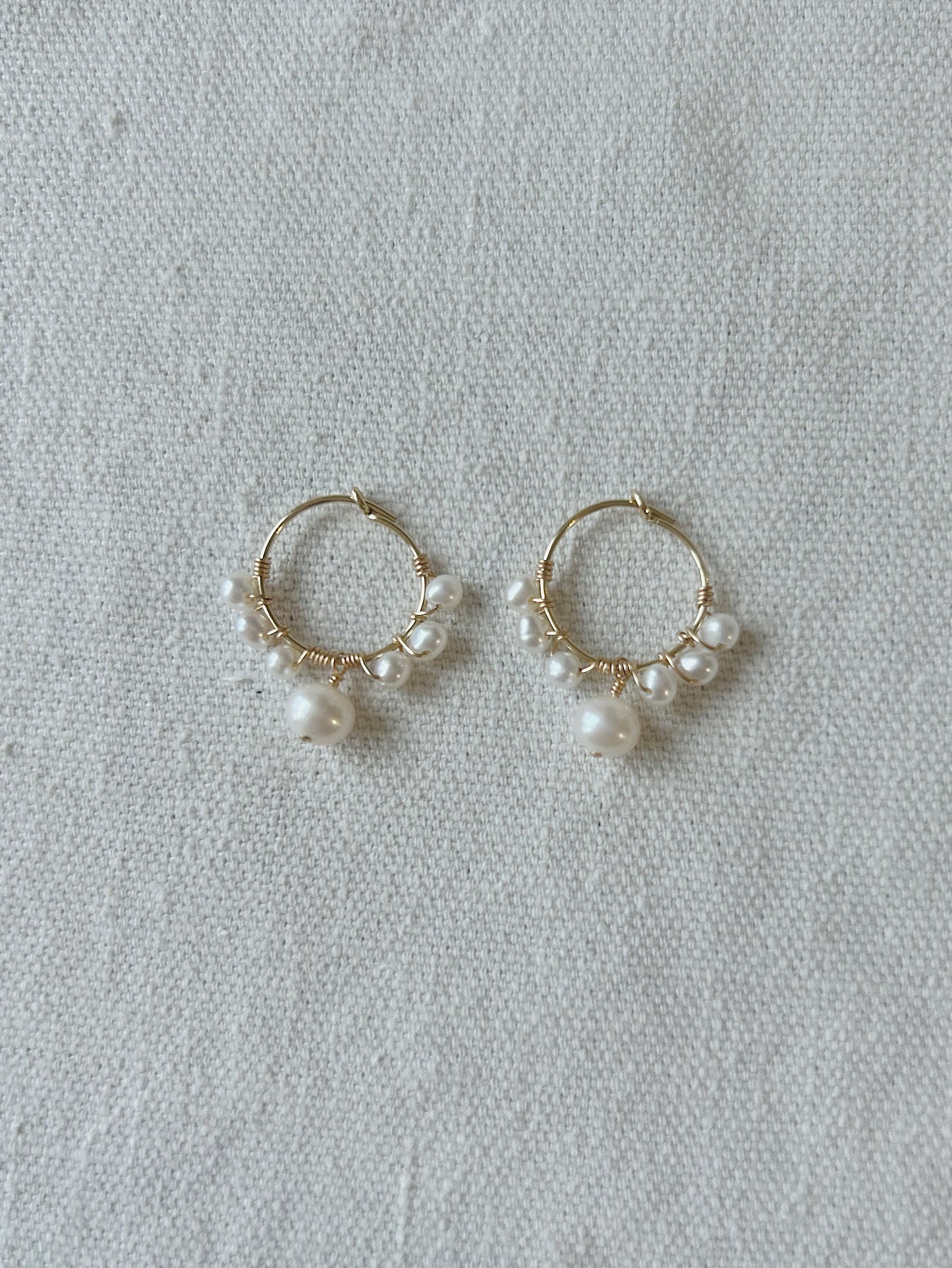 Windsor Pearl Hoops