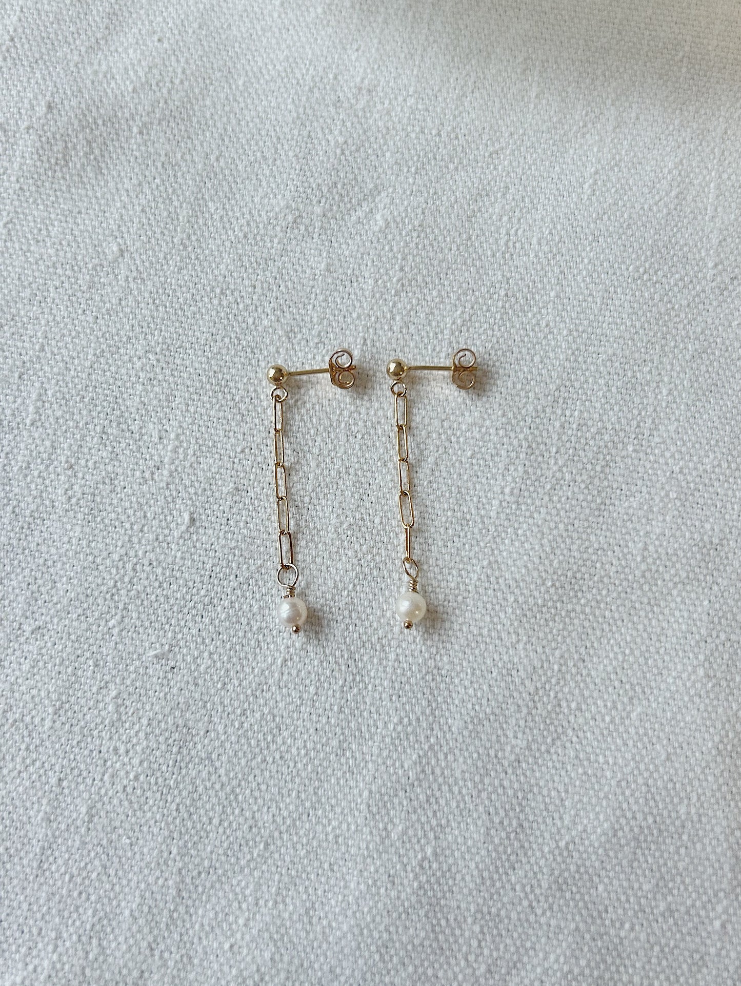 Paige Paperclip Pearl Earrings