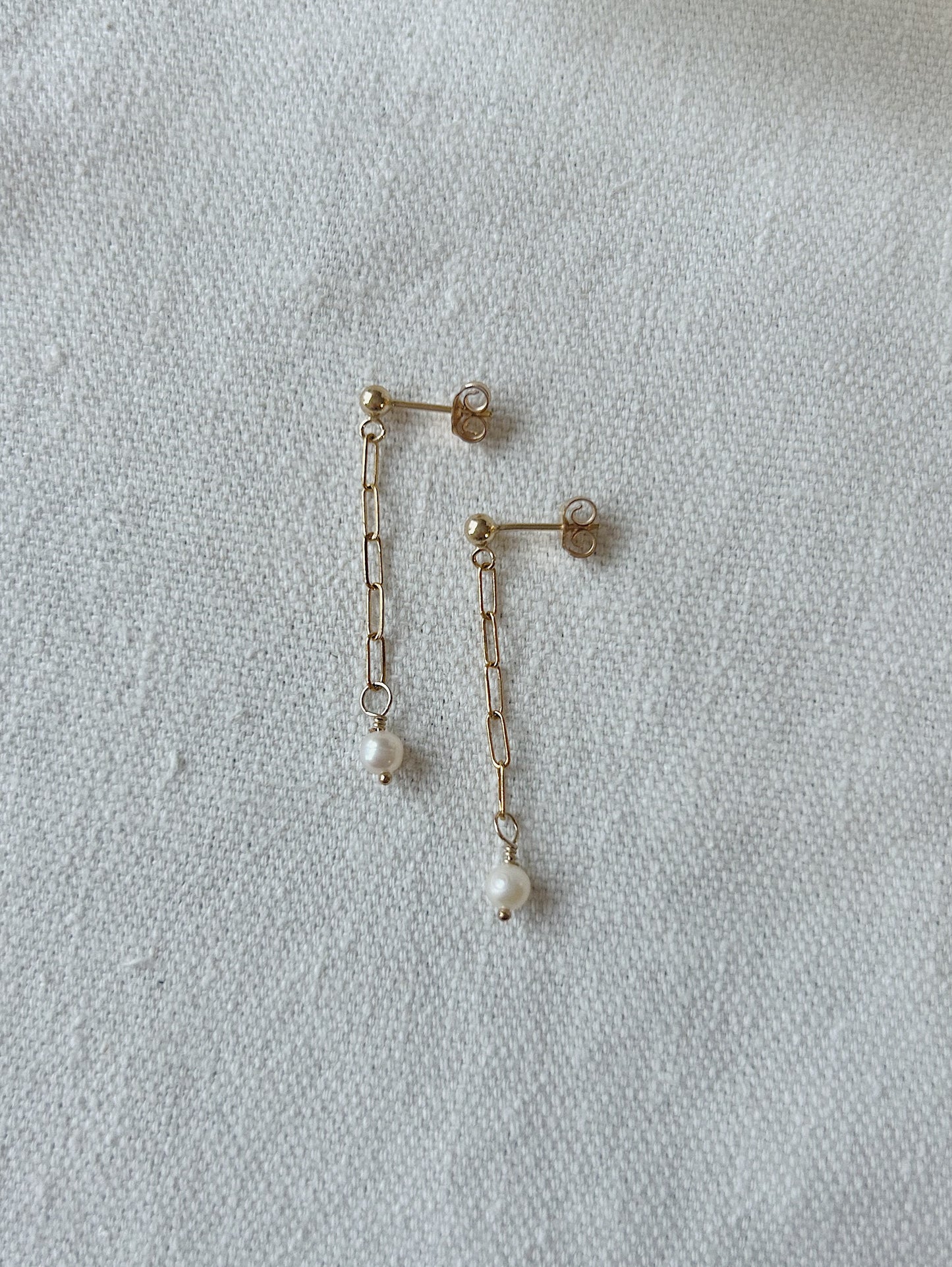 Paige Paperclip Pearl Earrings